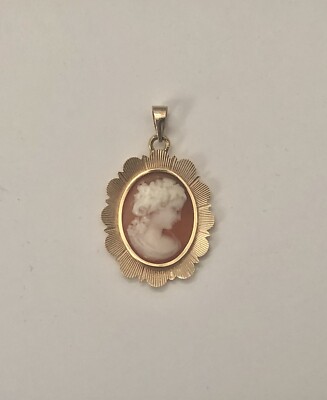 Pendentif Or 18 Carats Avec Camée - Dimensions 3,10 X 2,50 Cm, Poids 6,59 G, Occasion