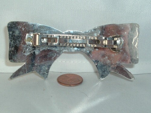 VINTAGE SILVER & GOLD PLASTIC BOW HAIR BARRETTE HAIR ACCESSORY - Picture 2 of 2
