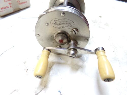 Used Shakespeare Reels and Spool #2690 - Picture 5 of 10