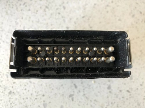 1992 1993 MERCEDES BENZ 190E 2.6 MAS CONTROL MODULE RELAY 011 545 79 32 OEM - Picture 11 of 12