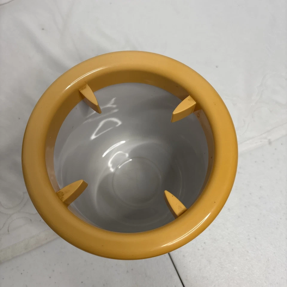 Cuenco para Heladera KitchenAid Blanco Modelo Desconocido Foto 3 de 4