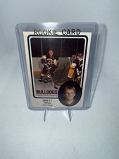 1985 Minnesota-Duluth Bulldogs Hockey Brett Hull Pre Rookie Card. rookie card picture