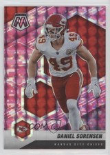 2021 Panini Mosaic Pink Camo Mosaic Prizm Daniel Sorensen #7 0nr3