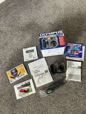 #ad Olympus Digital Camera Camedia C 3000 Zoom 3.3MP Silver Parts Or Not Working GBP 8.44