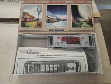 HO Walthers 39' Single Bay Airslide Covered Hopper Nebraska Consolidated Mills