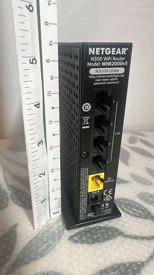 Netgear WNR2000v5 WiFi Router Wireless N 300Mbps – Used, No Power Adapter - Image 4 of 4