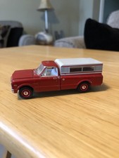 2008-greenlight 1969 Chevy C10 Cheyenne Pickup With Camper Shell 164