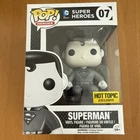 Funko Pop! DC Super Heroes SUPERMAN #07 BLACK & WHITE HOT TOPIC EXCLUSIVE NEW