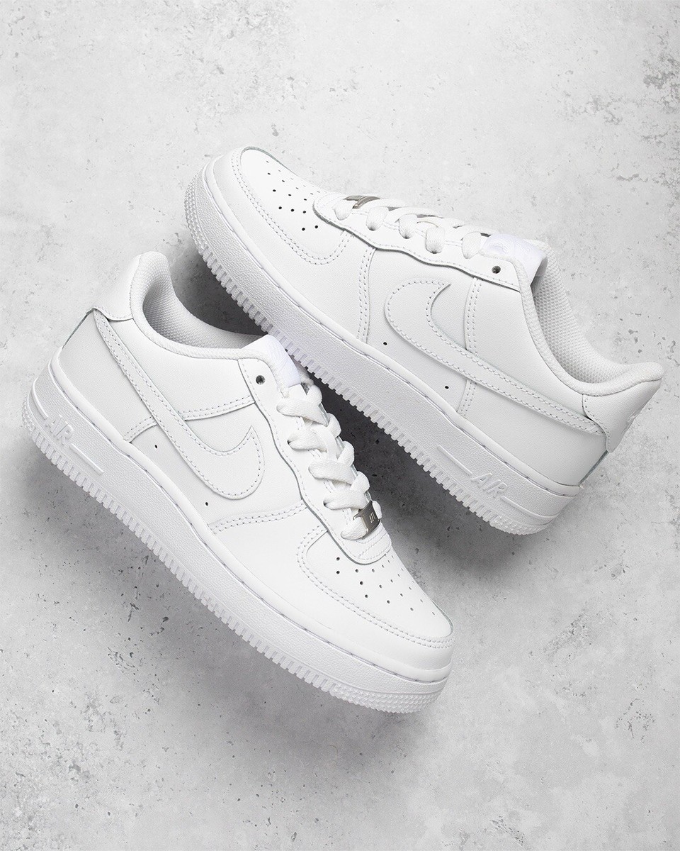 nike air force 1 white size 5.5