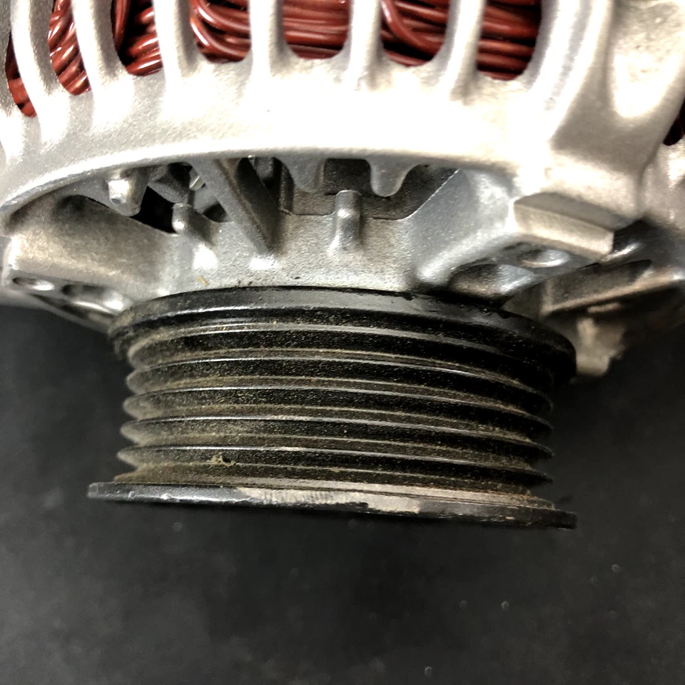 REMAN EN EE. UU., ALTERNADOR PARA DODGE DAYTONA 1988-89 4CYL 2,5 L Foto 3 de 4