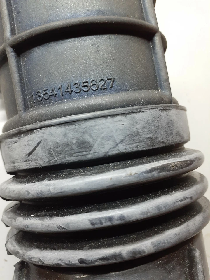 Manguera de arranque de admisión de aire para carrocería del acelerador 2 piezas para BMW 325Ci 325i 330Ci 330i 330Xi Z3 Foto 3 de 3