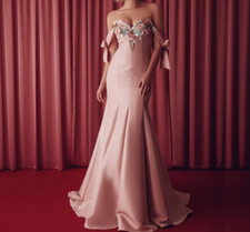 Elegant Appliques Pink Wedding Dresses Off the Shoulder Chapel Train Pleat Drape