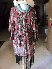 CEJON Womens Christmas Kimono Brand New with Tags Poly/Rayon White And Red Point