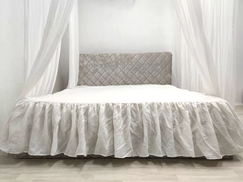 Falda de cama de lino esquinas divididas paneles con volantes falda de cama con volantes antipolvo colcha Foto 2 de 4