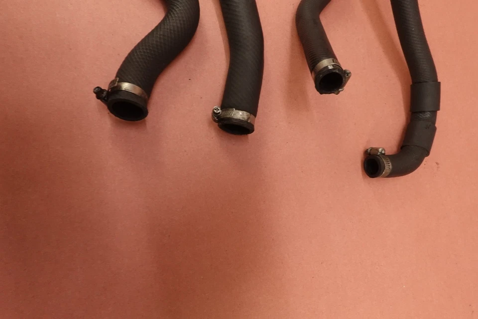 Mangueiras de radiador 1996-2008 KAWASAKI VULCAN 1500 VN1500L - Imagem 3 de 4