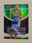 2006 Topps Finest Refractor Green /99 Auto Linas Kleiza