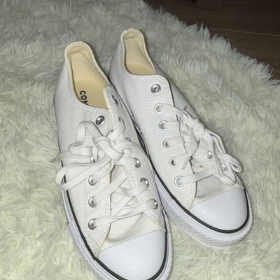 Converse Chuck Taylor All Star Low Top Lace-Up Sneakers White Unisex Adults