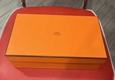 Boîte à chaussures moyenne vide orange HERMES 11" X 7" X 4" comme neuve