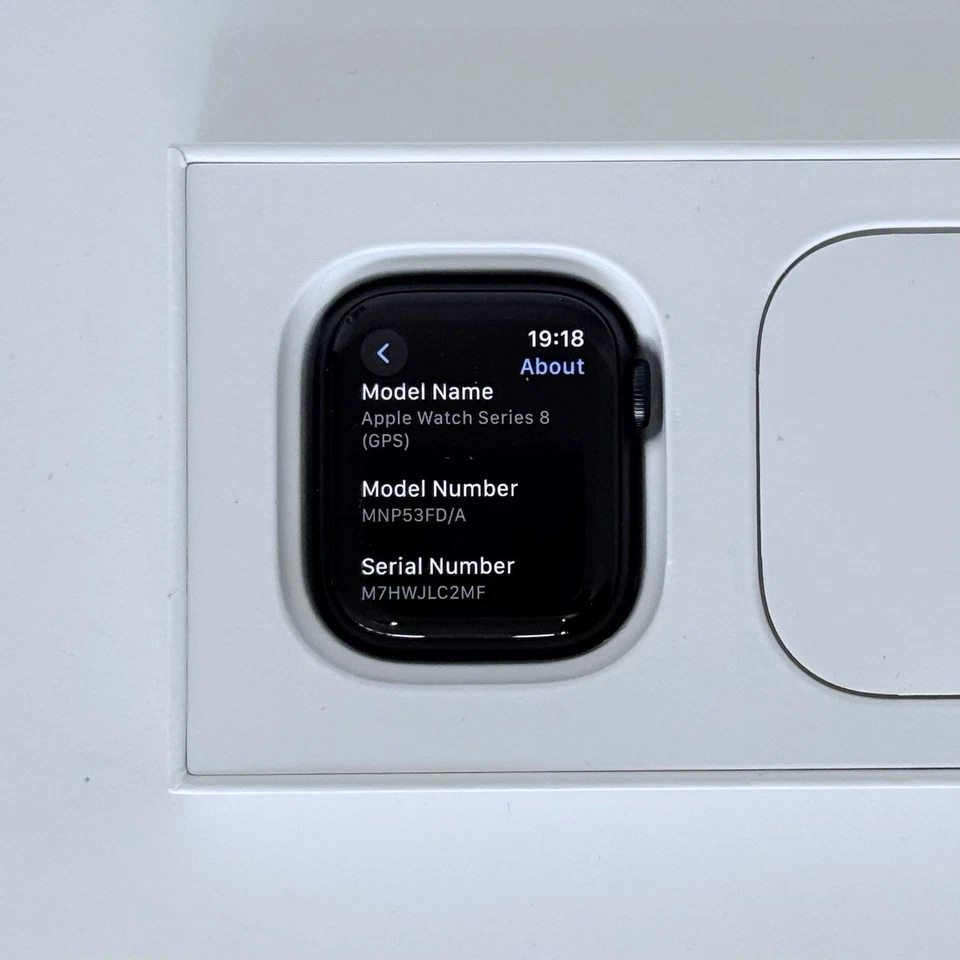 Apple Watch Series 8 41 mm Mitternacht NEU OPEN BOX 100% Health Händler Schwarz - Bild 3 von 4