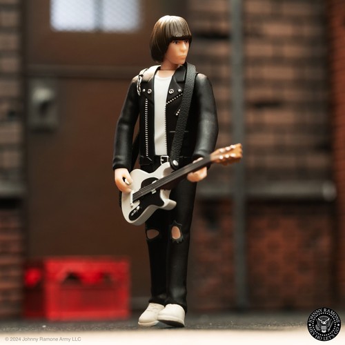 Johnny Ramone ReAction Figures (White Shirt) - Super 7 - Picture 2 of 6