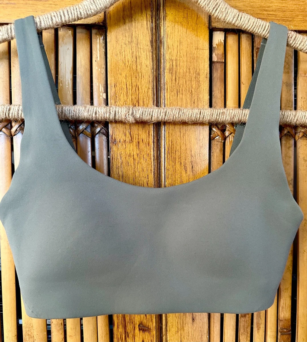 Lululemon Straight-Strap Molded Cup Hook Eye Gray Bra Workout Sport Yoga 4AB