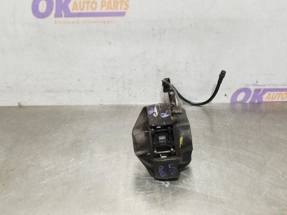 88 1988 MERCEDES-BENZ 560SL 107 tipo 5,6 L tracción trasera pinza de freno pasajero derecho Foto 2 de 4