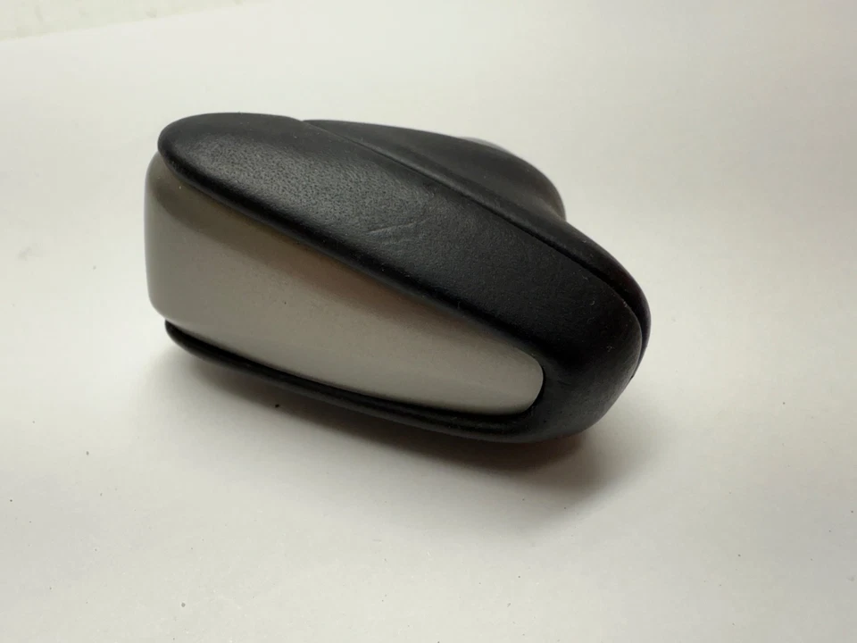 ✅ OEM Lexus CT200h 2014 - 2017 Leather Shift Knob - BLACK Foto 4 de 4