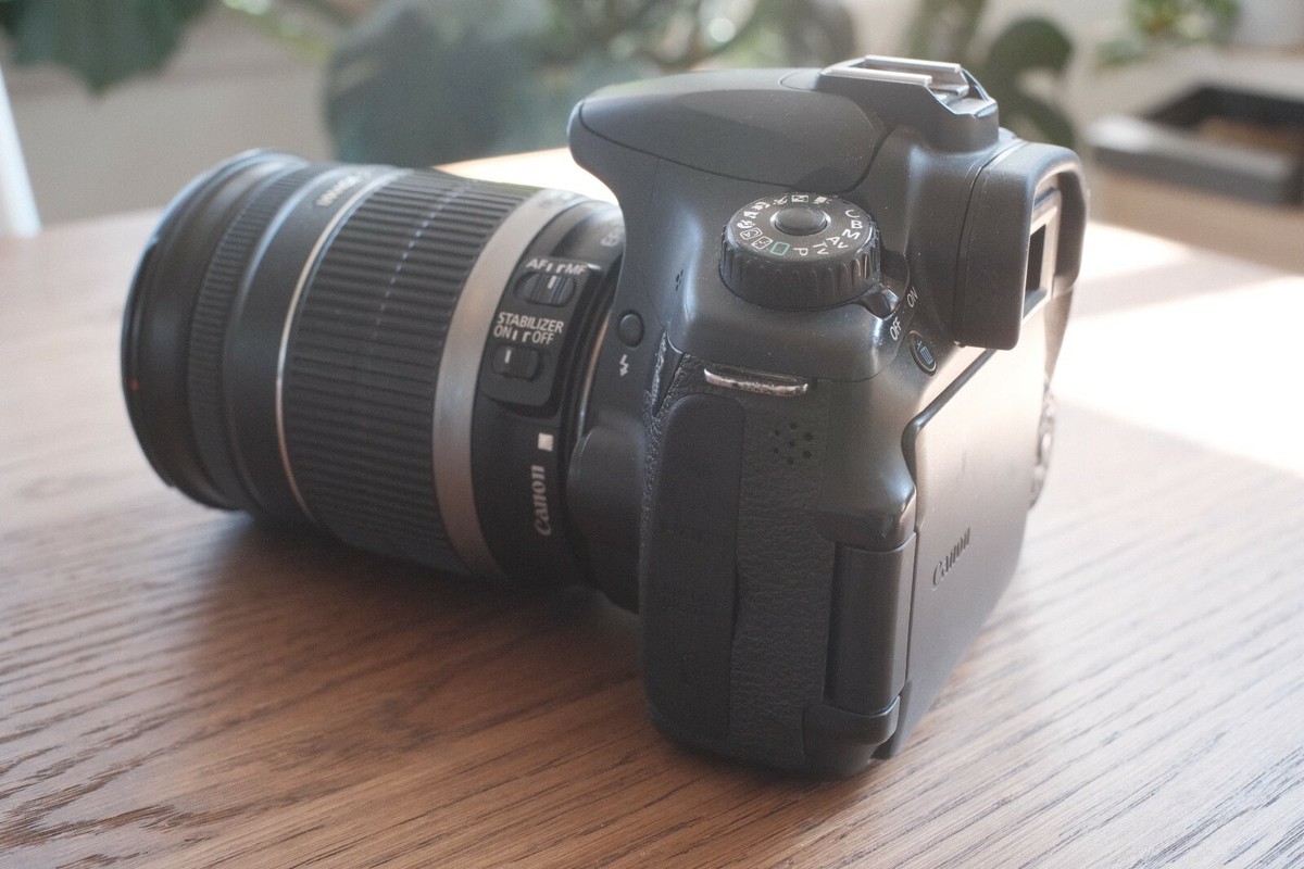 Canon EOS 60D 18.0MP Digital SLR Camera - Black (Kit w/ EF-S IS 18