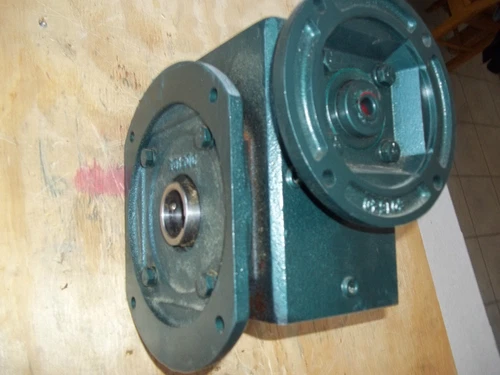 NEW GROVE GEAR FLEXALINE FHMQ1262-1 WORM GEAR SPEED REDUCER RATIO 60:1 / 56C 