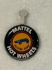PEEPING BOMB - Mattel Hot Wheels Redline Collectors Button 1969 with Tab