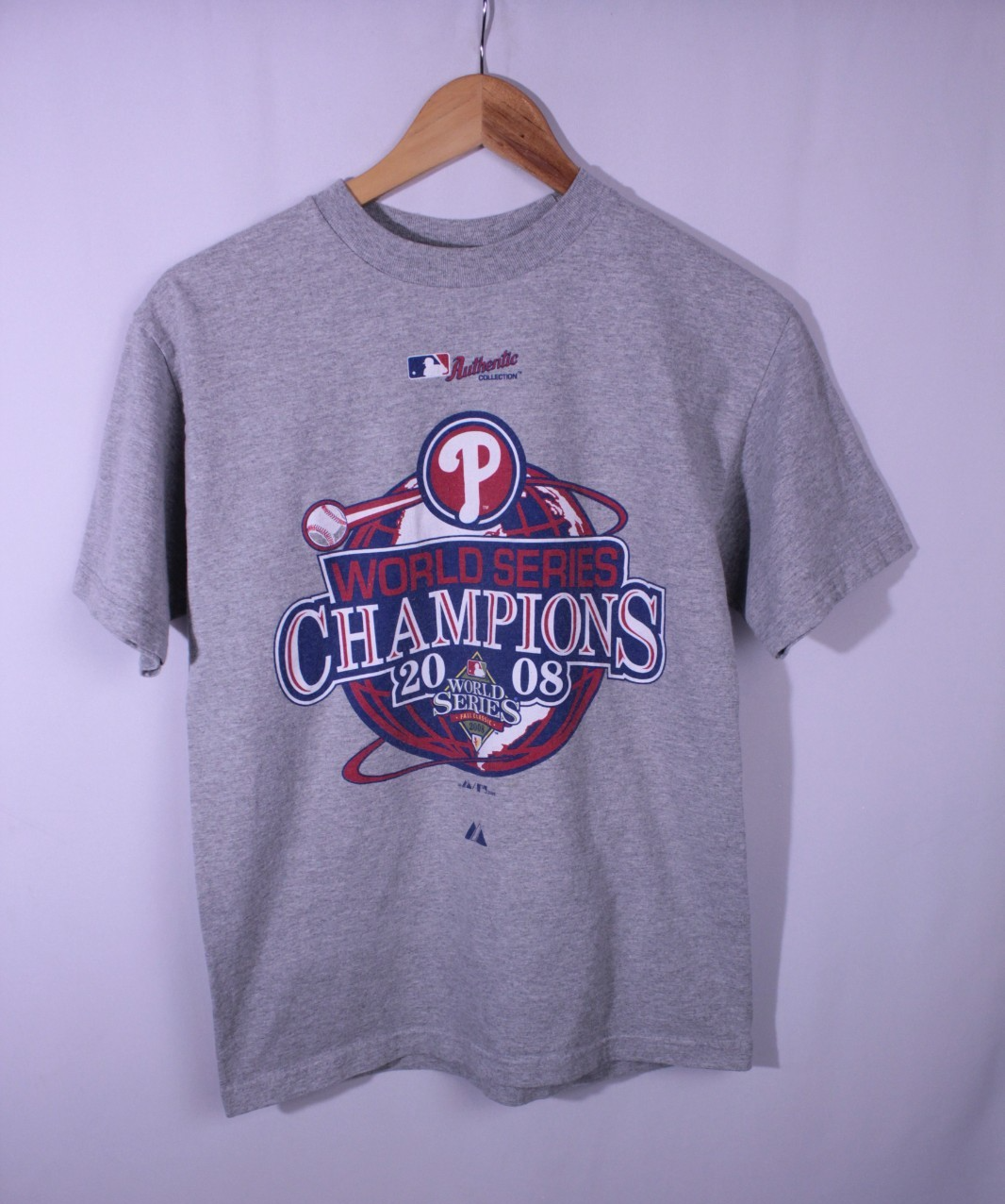 Vintage 2008 Philadelphia Phillies World Series Champions MLB Grey T-Shirt