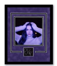 OLIVIA RODRIGO GUTS SIGNED AUTOGRAPH 11x14 FRAMED DISPLAY ACOA MATTE PHOTO CD