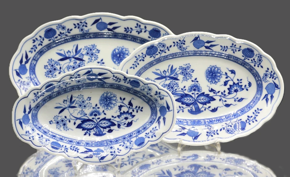 HUTSCHENREUTHER Maria Theresia ONION PATTERN SET OF 3 SERVING PLATTER OVAL PLATTER - Image 2 of 4