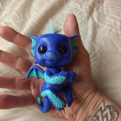 WowWee FINGERLINGE blau Baby Drache Luna