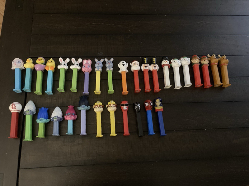 Lot Of 30+ Pez Dispensers holidays trolls wonder woman spiderman black panther