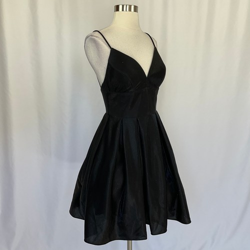 AQUA Women's Cocktail Dress Size 6 Black Metallic Sleeveless Mini Fit and Flare - Picture 3 of 10