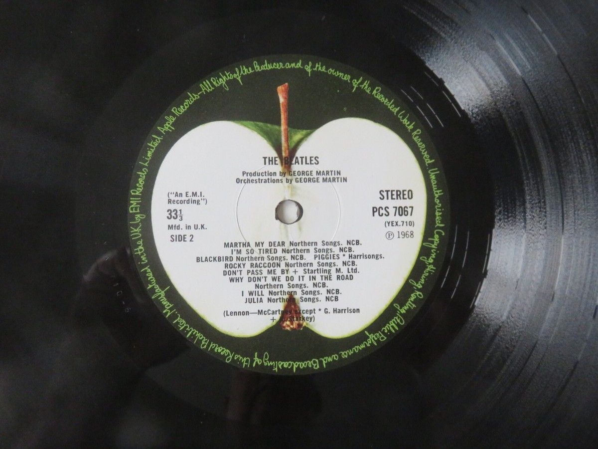 THE BEATLES The White Album UK 1980s PRESS 2 x LP & POSTER