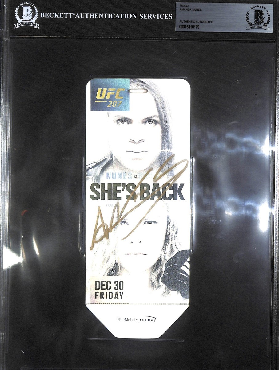 AMANDA NUNES SIGNED AUTO UFC 207 COMMEMORATIVE TICKET STUB
