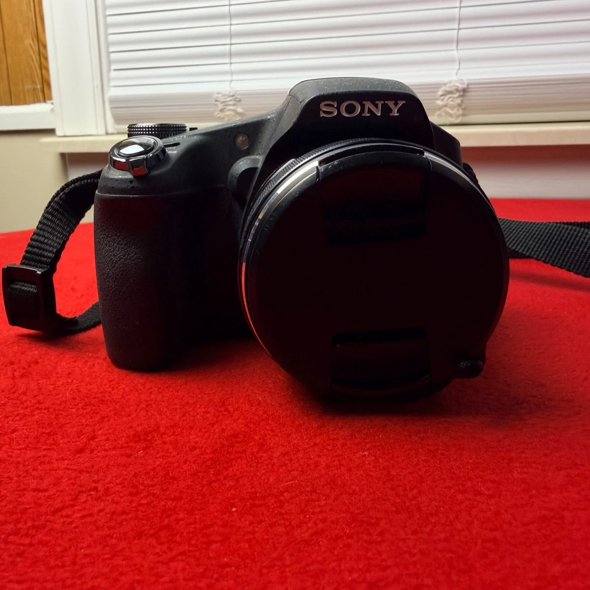 Sony Cyber-shot DSC-HX100V Digital Cameras for Sale | Shop New
