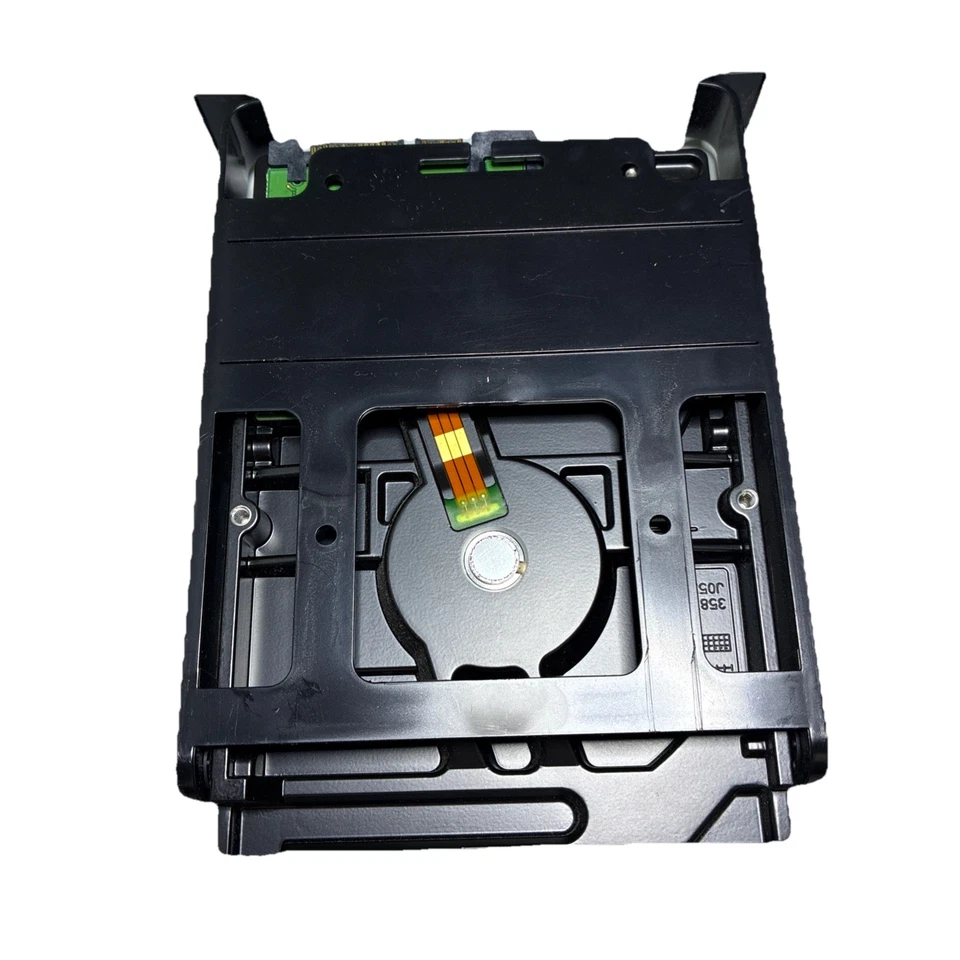 Seagate Desktop HDD ST1000DM014 1TB 3.5" SATA 6Gb/s 7200RPM HDD - Image 2 of 3