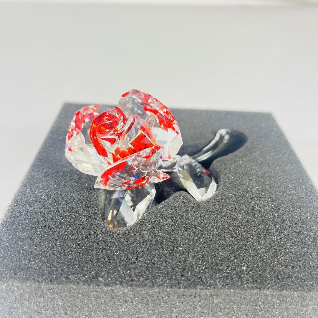 SWAROVSKI／クリスタルローズ BLOSSOMING ROSE, RED 1113884 Swarovski Blossoming Rose 1113884 Swarovski