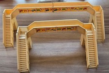 TWO Triang Hornby Railway TT Gauge T30 Footbridges FREE POSTAGE