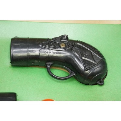 トイガン KOKUSAI Vintage Kusan K-Pop Repeater Dueling Pistol Set K-199 Original Box