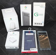 Google Pixel 6 128GB Stormy Black Factory Unlocked with Pixel Stand
