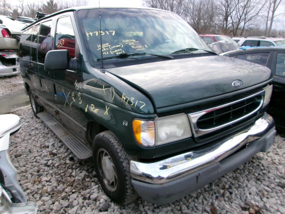 Conjunto de limpador de ar usado serve: 2001 Ford Ford e150 van 5.4 grau A - Imagem 2 de 4