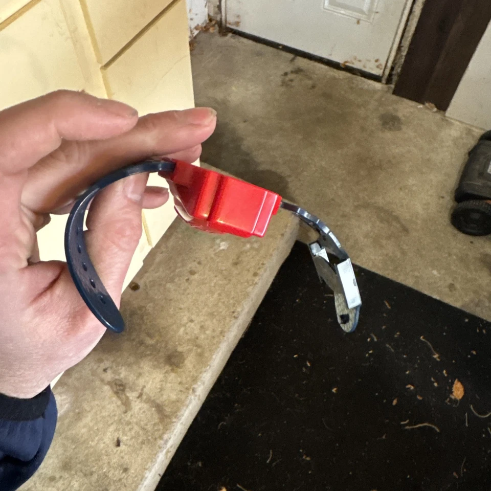 Spider-Man 2 Spidey-Signal Laser Wrist Cereal Toy by Kellogg - Image 3 of 4