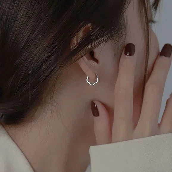 Pendientes de aro con flores de plata de ley para mujer joyas naturales en forma de planta Foto 2 de 4