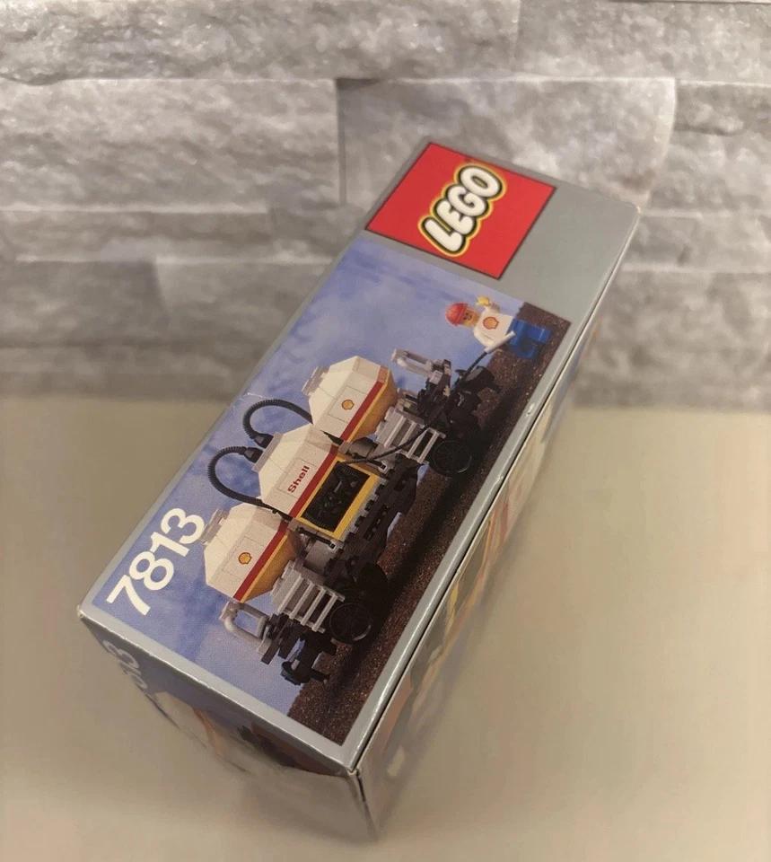 NEW Lego TRAIN 4.5 V 7813 Shell Tanker Wagon Sealed 7813 Rare Vintage Legoland - Image 3 of 4