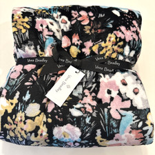 NWT Vera Bradley Plush Throw Blanket Artists ...