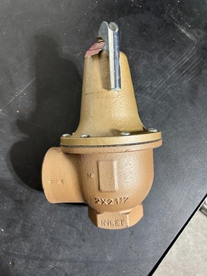  2'' WATTS PRESSURE RELIEF VALVE 30 PSI M740 NPT, 2''x2 1/2 in,CastIron MADE IN US